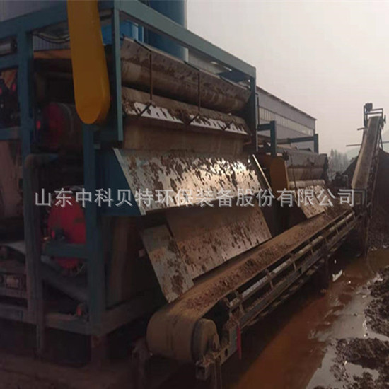 麻豆视频免费下载分享洗沙場洗沙汙泥處理設備帶式壓濾機安裝調試運行現場